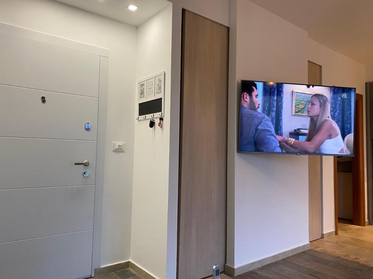Bitcoin And Ethereum Deluxe Apartments Бар Экстерьер фото