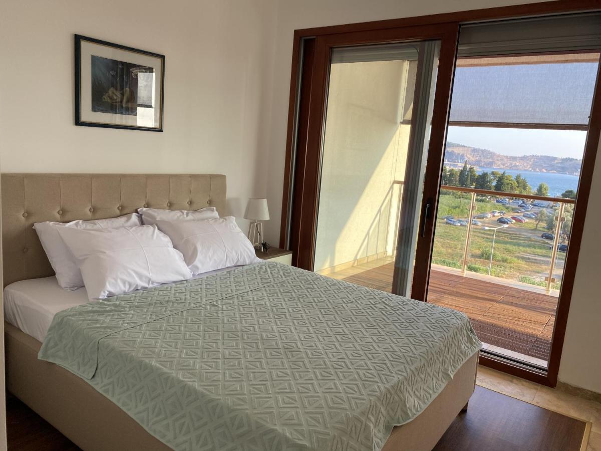 Bitcoin And Ethereum Deluxe Apartments Бар Экстерьер фото