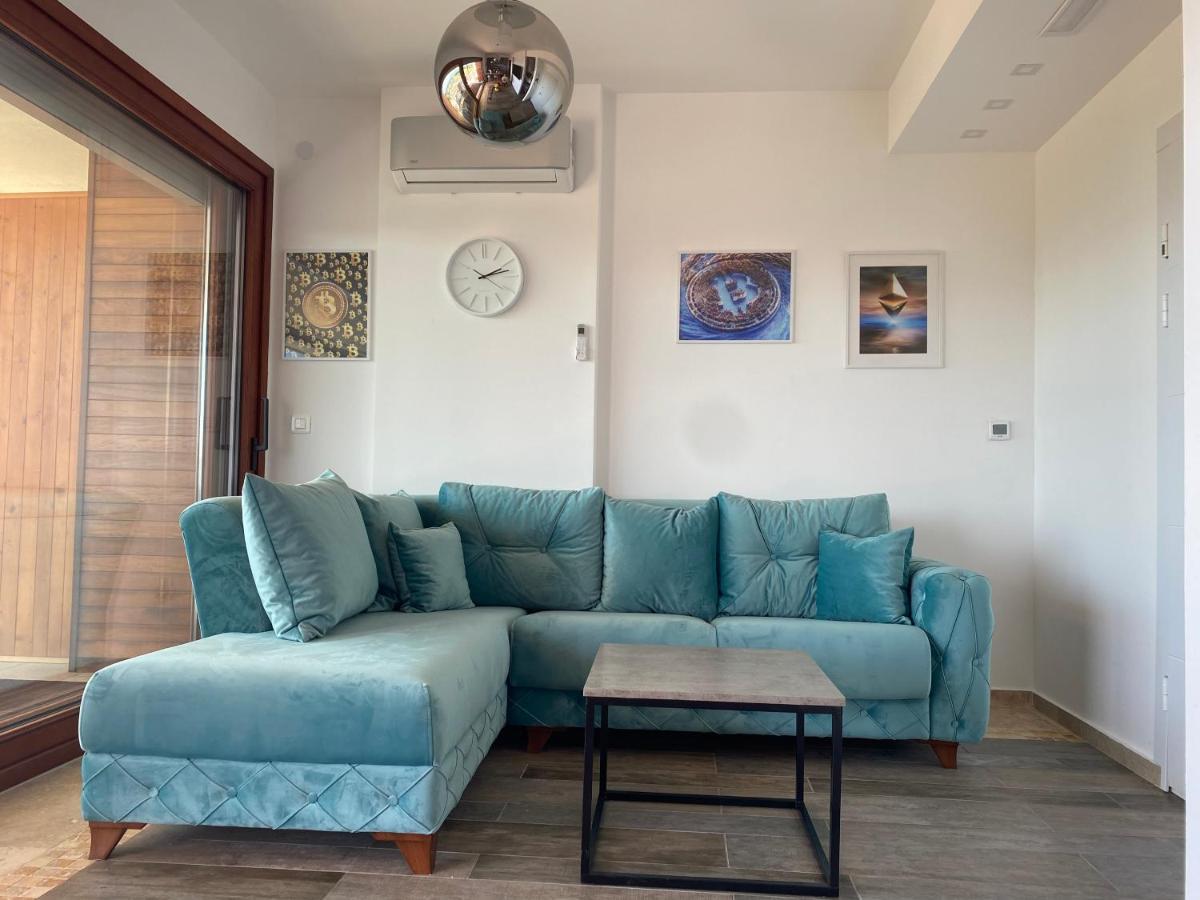 Bitcoin And Ethereum Deluxe Apartments Бар Экстерьер фото